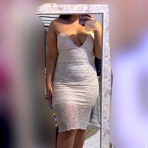 Tan bodycon lace dress